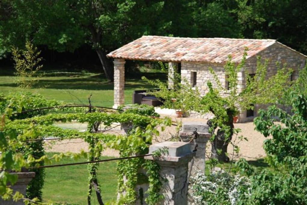 Gite De Charme 80 M², Piscine, Proche D'Uzes. Vezenobres Extérieur photo