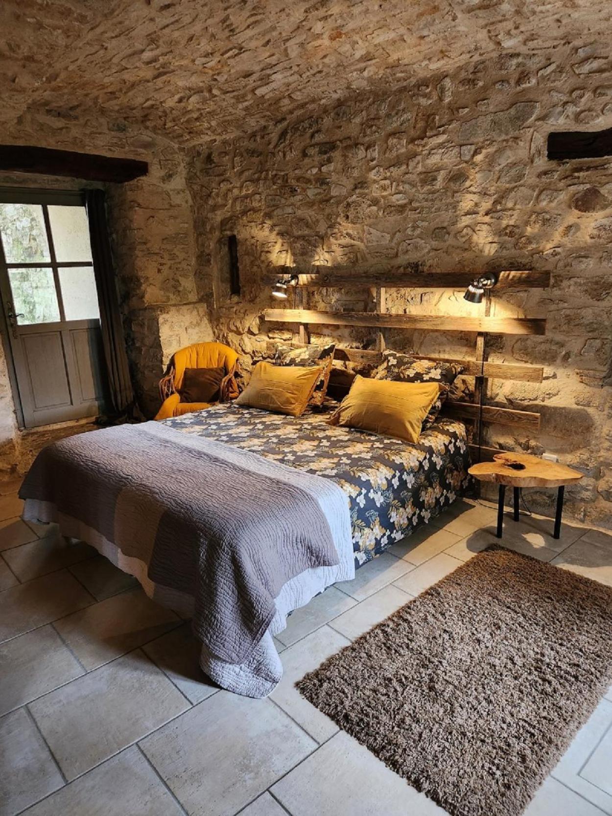 Gite De Charme 80 M², Piscine, Proche D'Uzes. Vezenobres Extérieur photo
